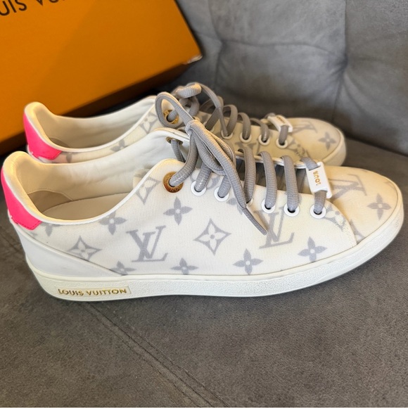 Louis Vuitton Cream and Gray Monogram Sneakers - Picture 3 of 14